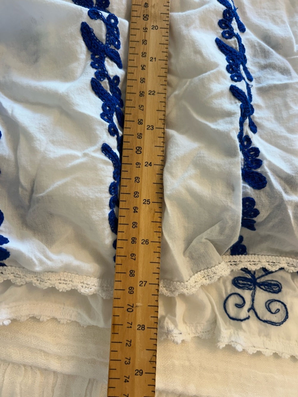 La Blanca White Swim Coverup with Blue Embroidery L - Picture 10 of 11